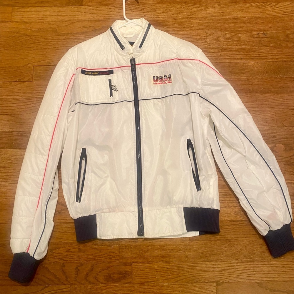 **STYLE AUTO by Olympian - 1980's Collectible White Windbreaker Jacket (L)**